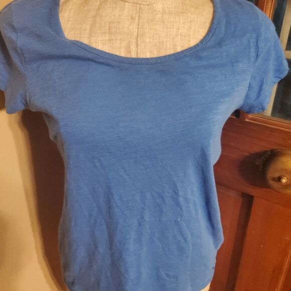 Vineyard vines blue tshirt size XS - Picture 1 of 3